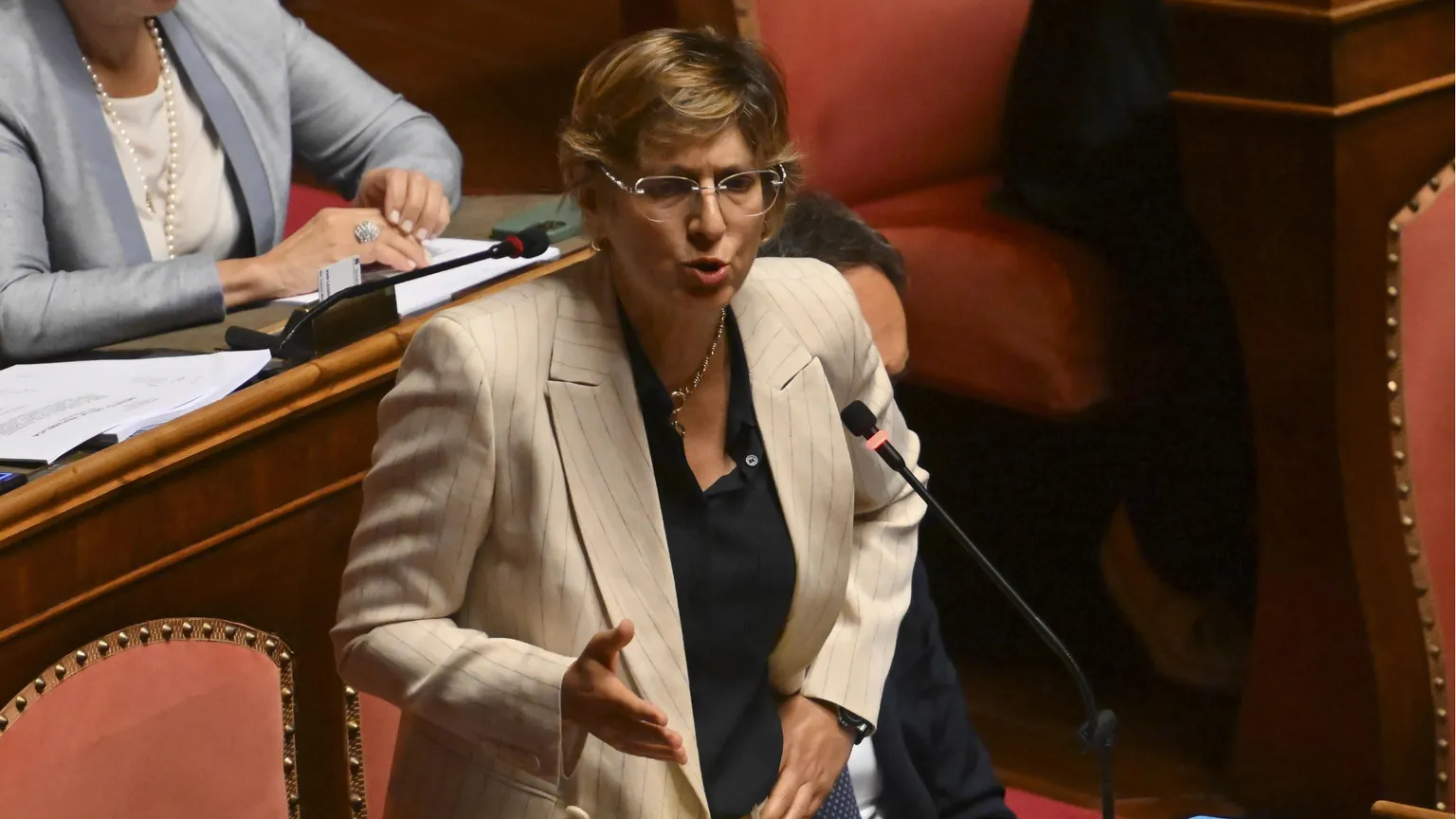Così dalla proposta di legge sul reato di stupro è sparita la parola «consenso»