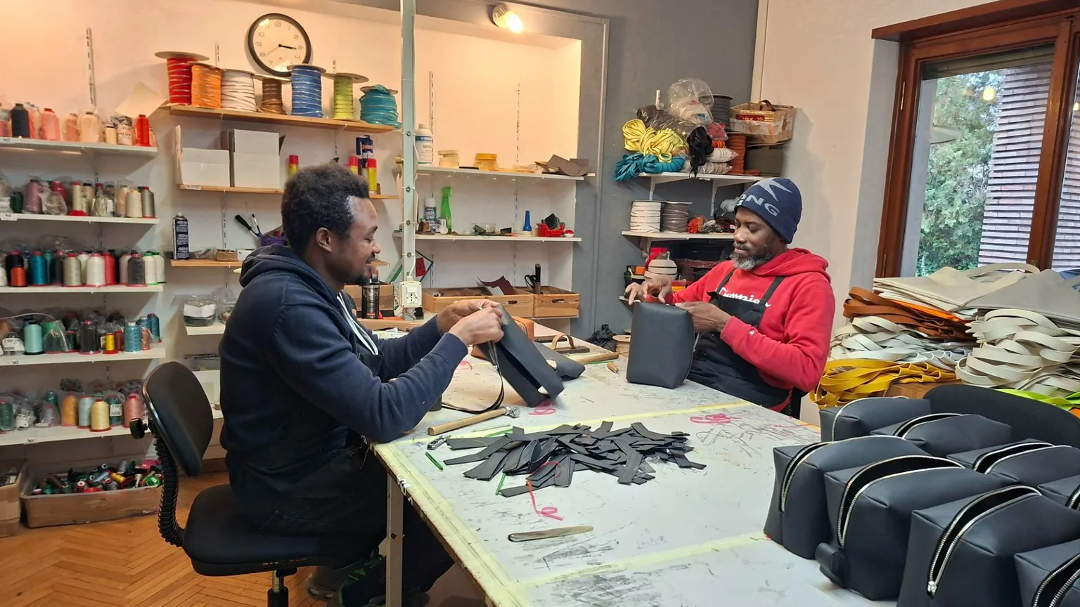 Dalla crisi alla rinascita: la Cartiera di Marzabotto si salva grazie ai migranti