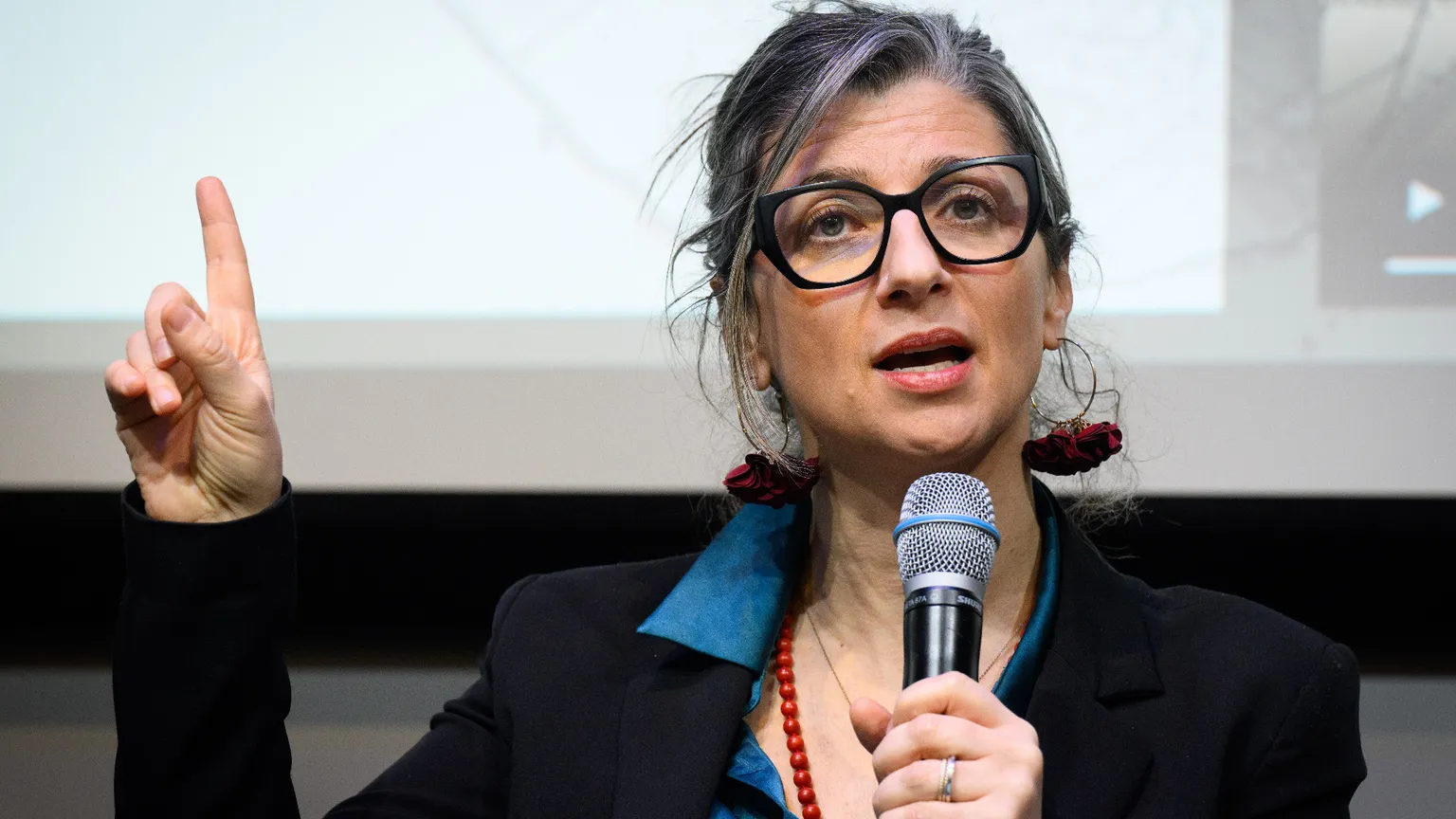 Israele, le parole di Francesca Albanese aprono un caso diplomatico e politico