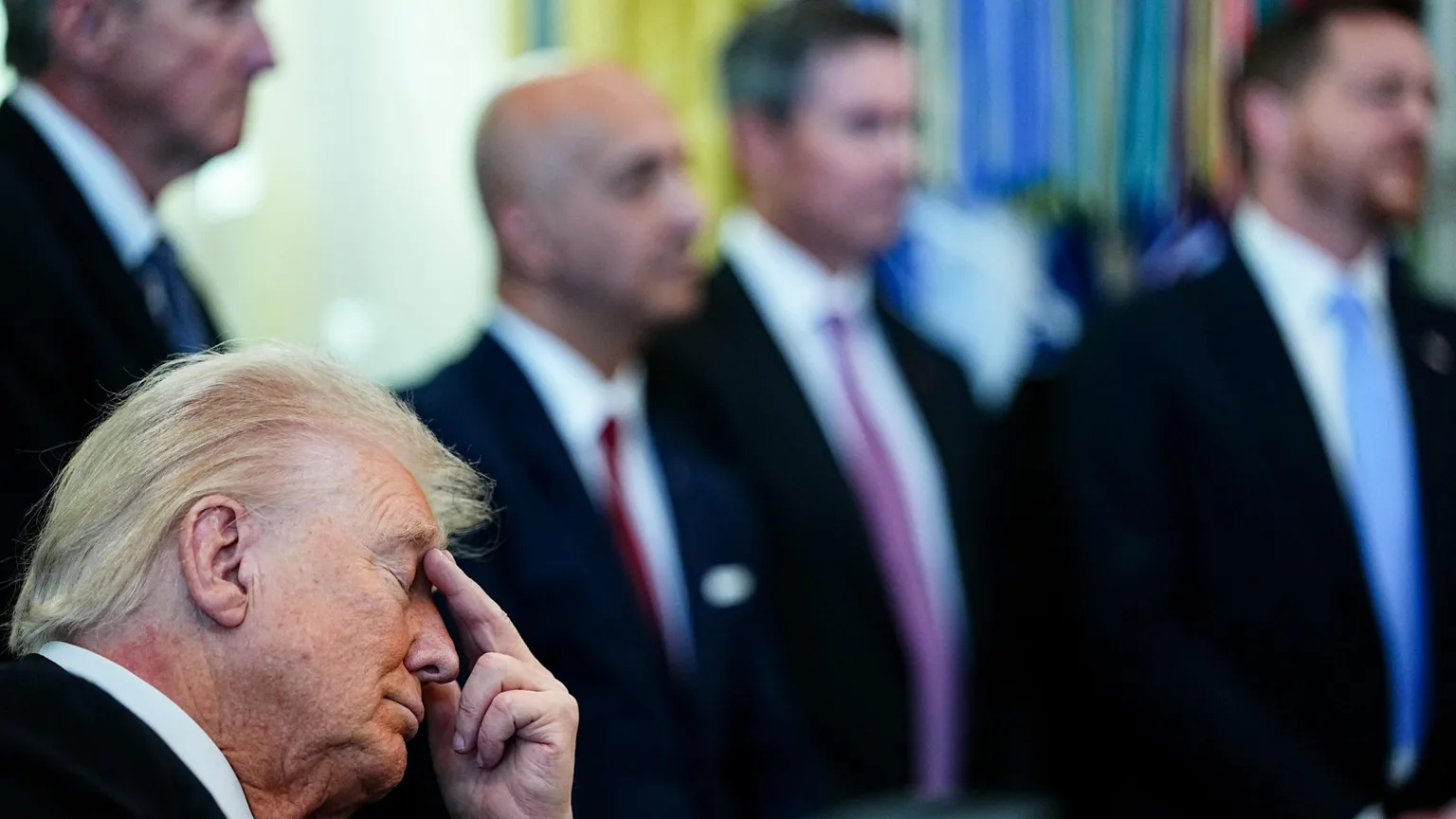 Gli americani non credono più in Trump? Ecco cosa dicono i sondaggi