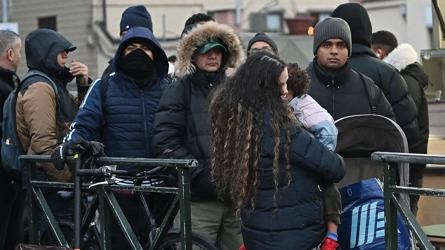 A Prato le richieste di asilo sarebbero in mano a un racket: cosa sappiamo