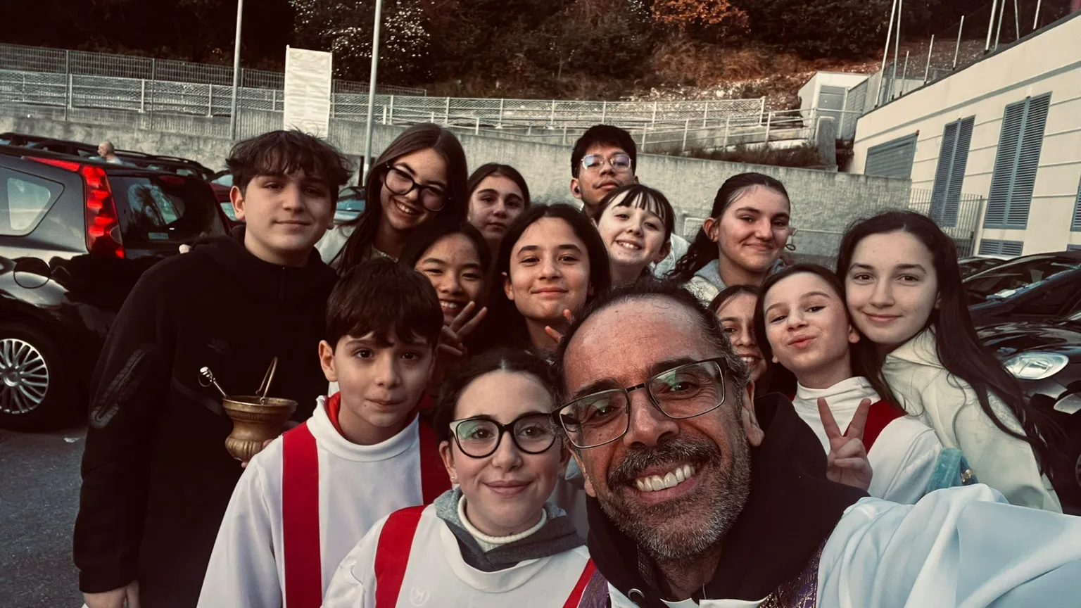 «Stare da prete sui social? È portare agli altri ciò che ho ricevuto in dono»