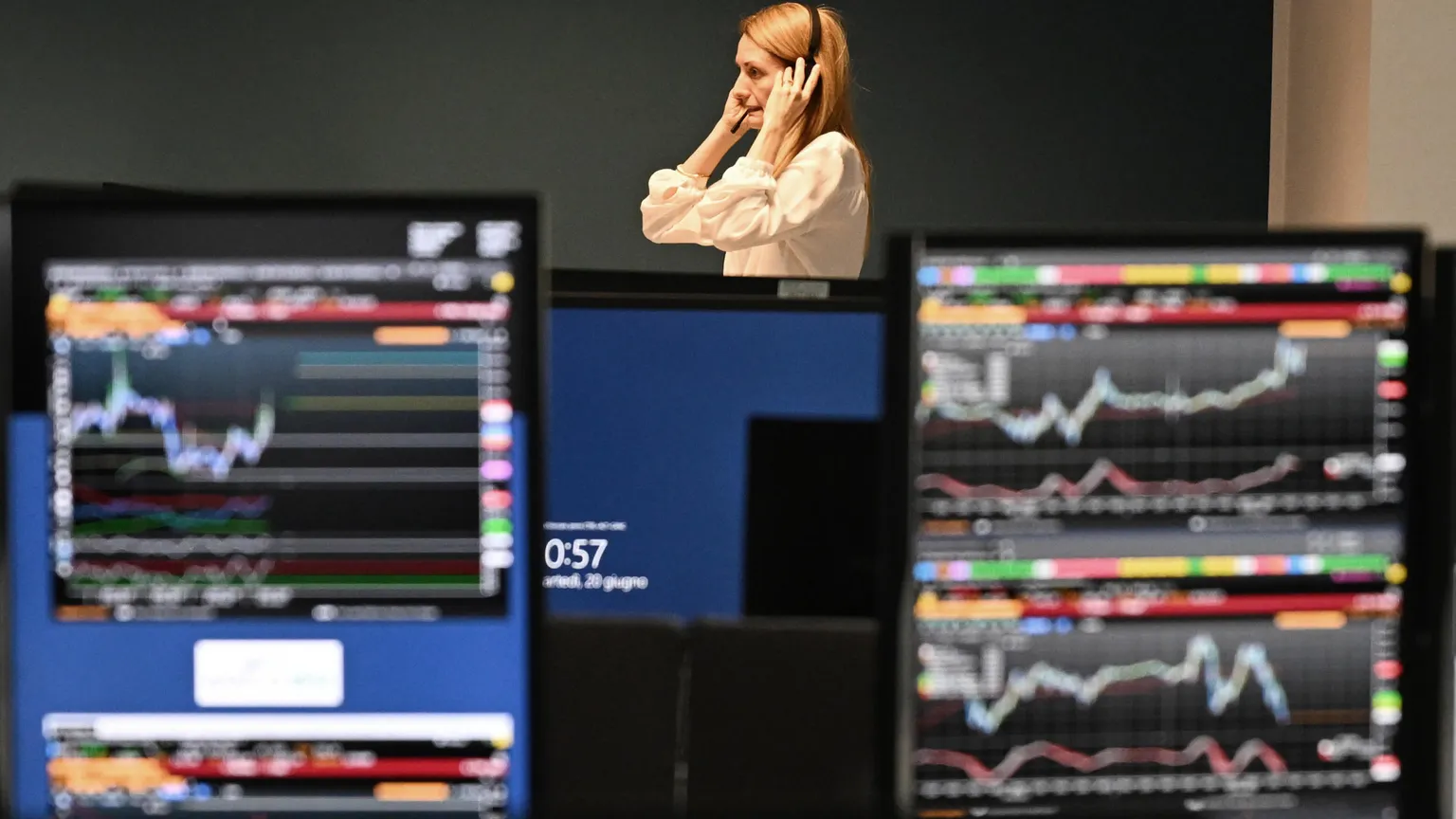 Il riciclaggio adesso si fa anche in Borsa con la tecnica degli scambi ultraveloci