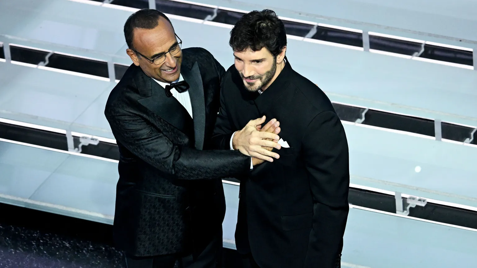Scommessa De Martino: dove sta andando Sanremo?