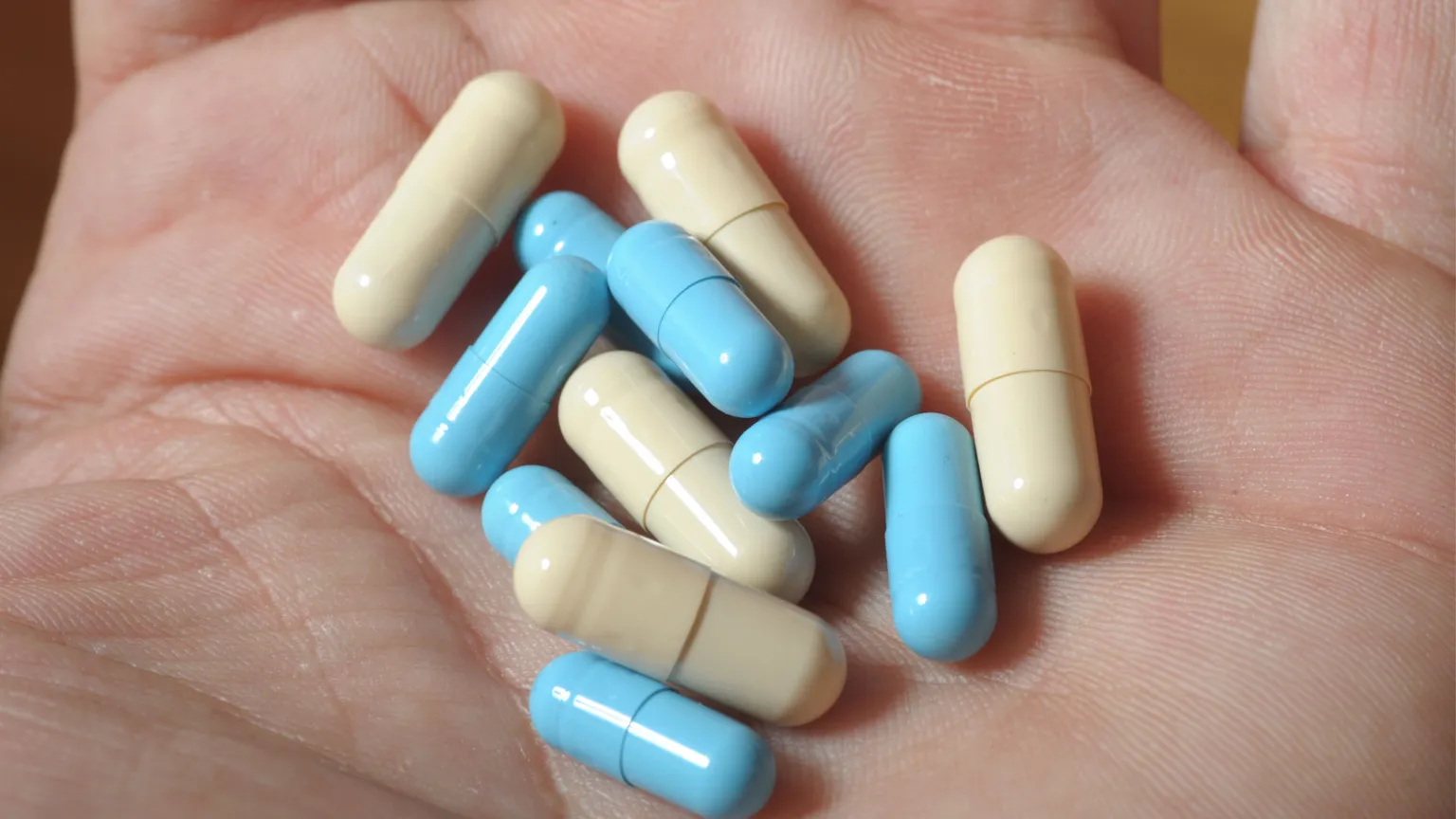 Farmaci e sostanze dopanti illegali: sequestri e arresti in Italia