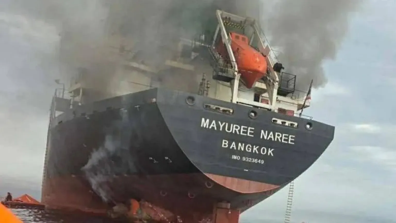 Attacchi mordi e fuggi, unità navali snelle, vedette sull'acqua: così l'Iran controlla Hormuz