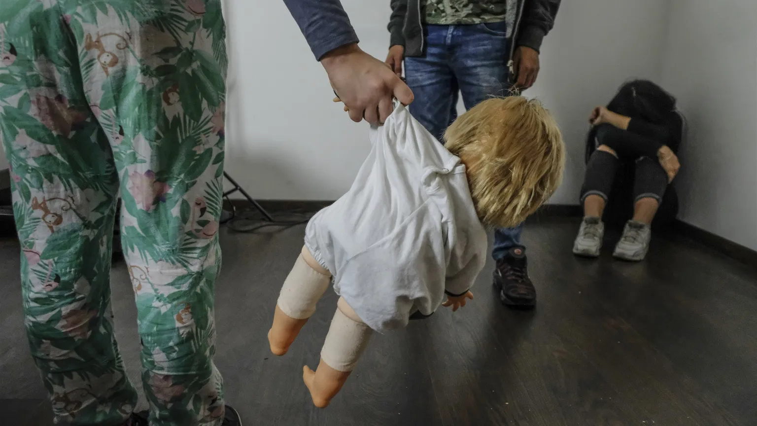 Dietro il caso di pedofilia in famiglia c'è la normalizzazione della pornografia