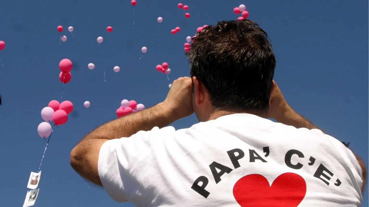 Una manifestazione di padri