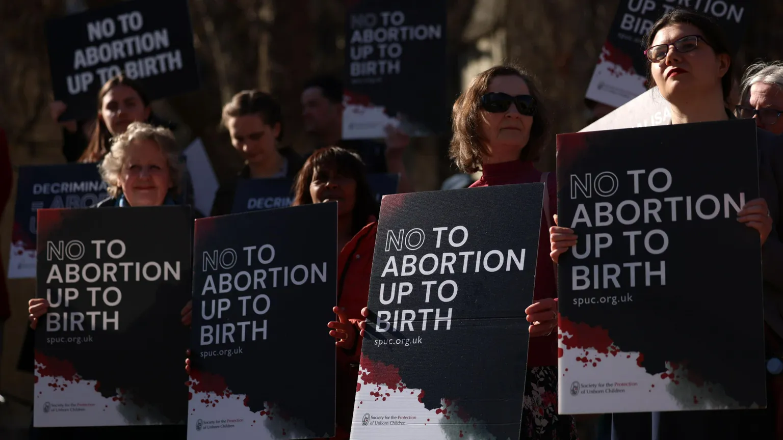 Aborto fino alla nascita, l’Inghilterra si affaccia sul baratro