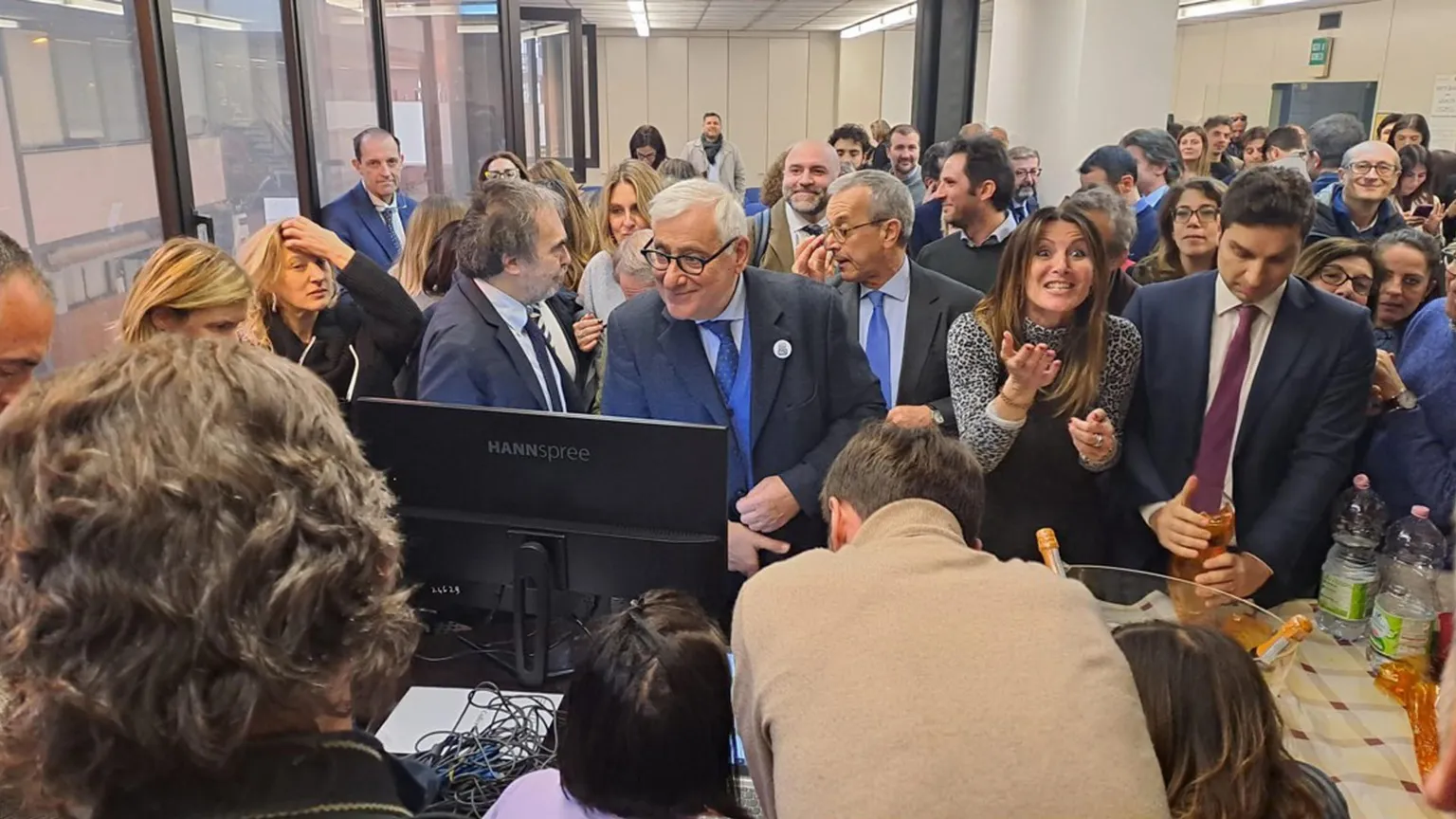 L'Anm esulta, fra brindisi e lacrime: «Vince la Costituzione». Ma
Parodi si dimette