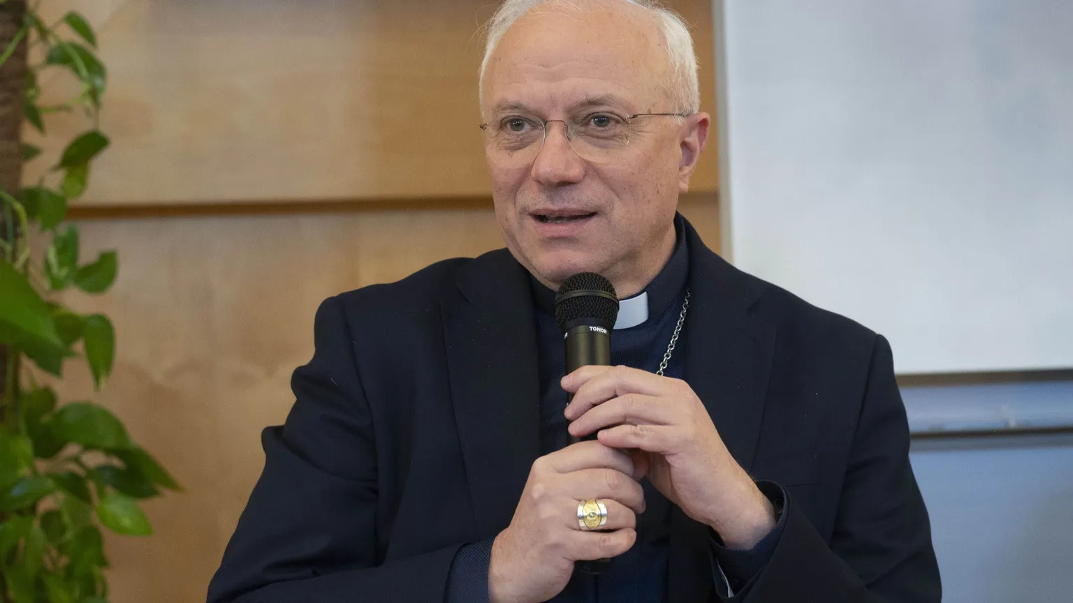 Referendum, fine vita, famiglia nel bosco: l’arcivescovo Baturi invita alla responsabilità