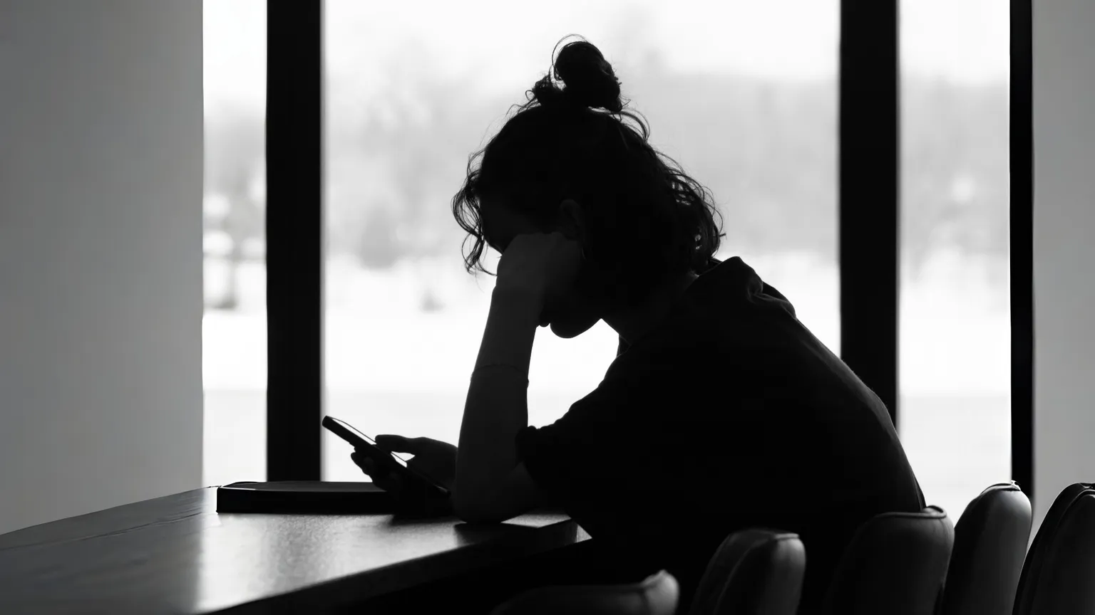 Agli studenti la scuola mette ansia, eppure gli adulti non se ne accorgono