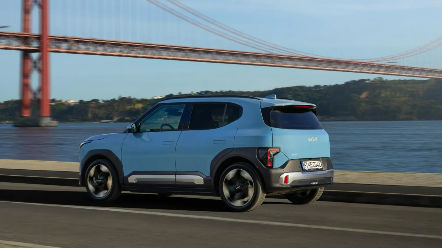 Debutta EV2: ecco come va la nuova piccola elettrica di Kia