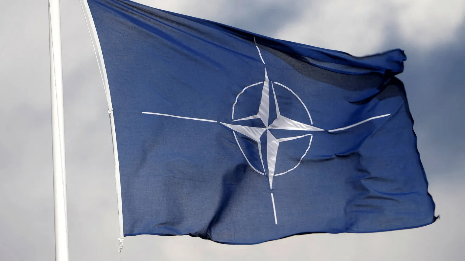 Le possibili ritorsioni di Trump contro la Nato: «Fuori la Spagna»