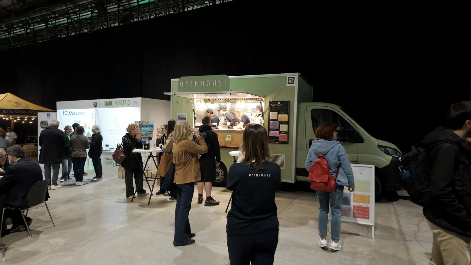 I foodtuck delle cooperative di lavoro di persone con disabilità all'incontro sul turismo accessibile di Firenze