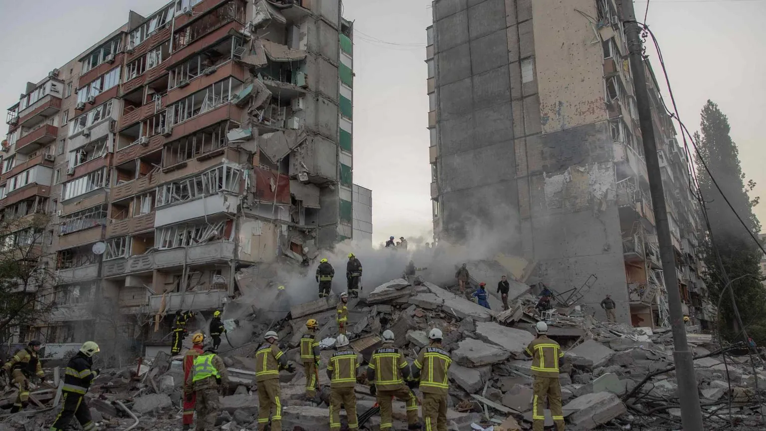 Ucraina, tutto come prima: massiccio attacco russo su Kiev nella notte