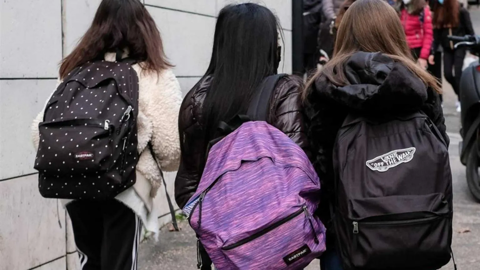 Pink gang: viaggio nella violenza al femminile