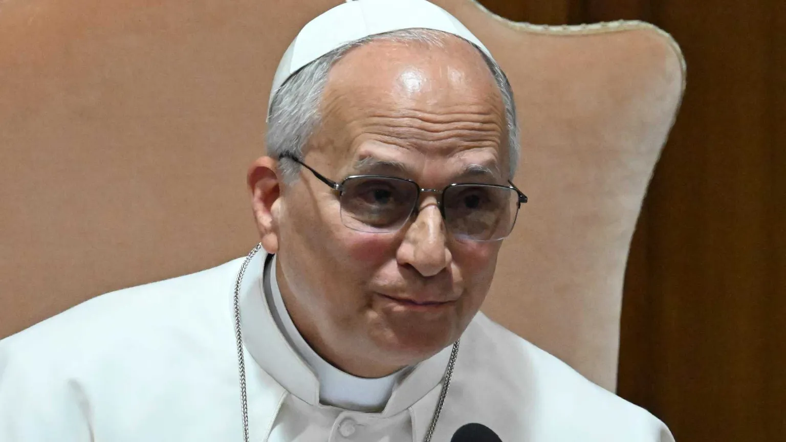 La prima enciclica del Papa: lavoro, guerra, informazione, “no” al potere degli algoritmi in mano a pochi che dominano l’umanità