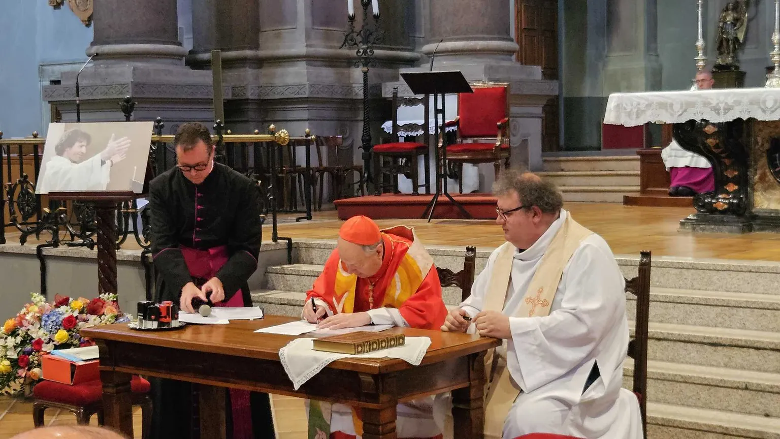 L’apertura dell’inchiesta diocesana per il processo di beatificazione di don Roberto Malgesini, alla presenza del vescovo di Como, il cardinale Oscar Cantoni / E.Lat.