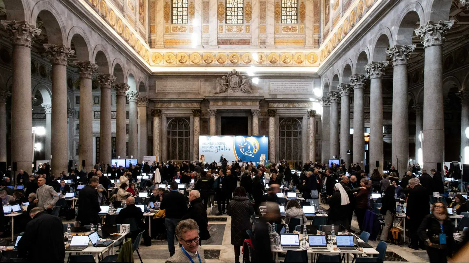 Roma, 16 novembre 2024: i lavori della prima Assemblea sinodale della Chiesa in Italia / SICILIANI