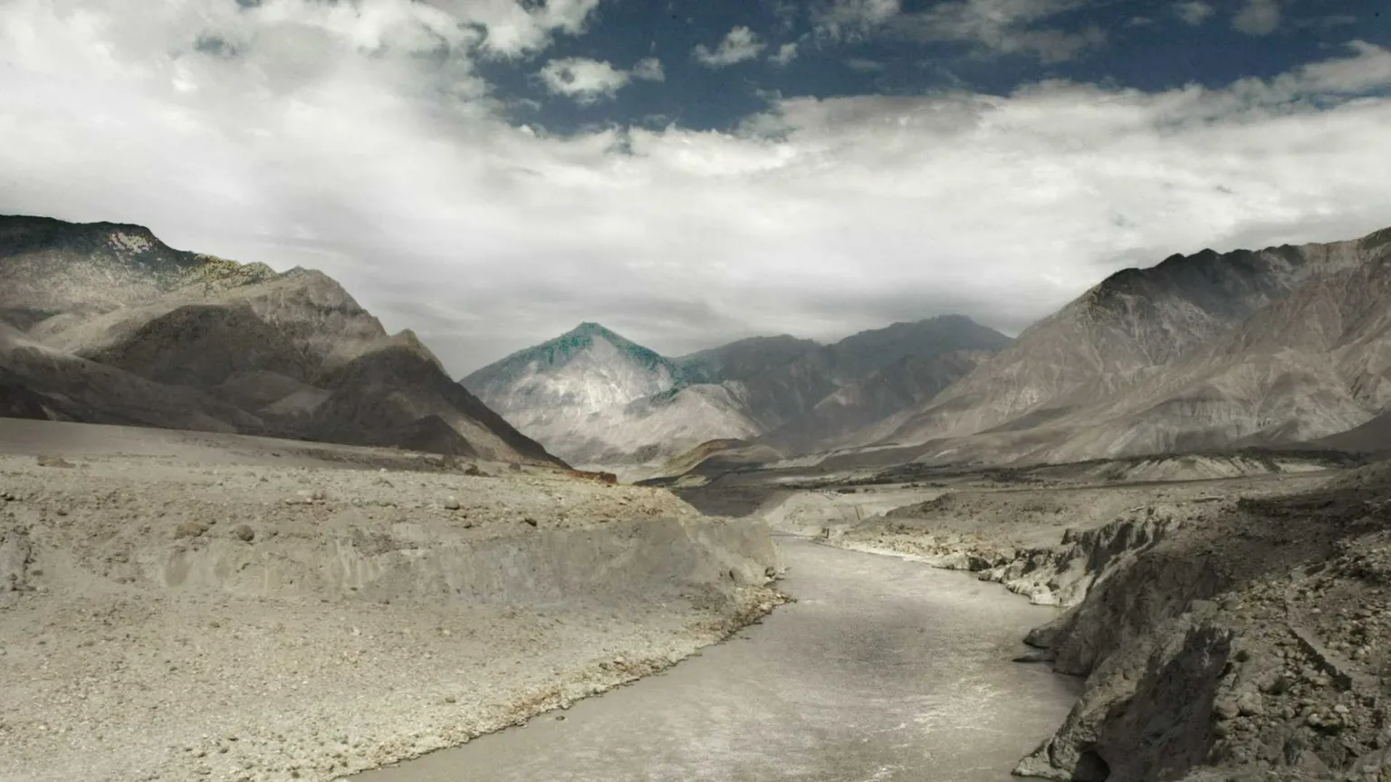 Una vista generale della valle dell'Indo vicino a Hunza nelle aree settentrionali del Pakistan
