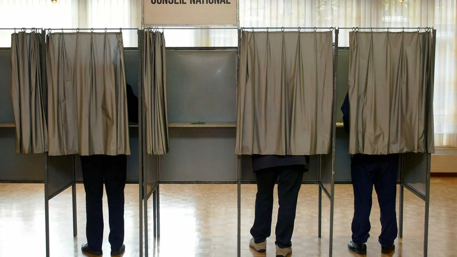 Gli svizzeri decidono
se sia meglio
non essere in troppi