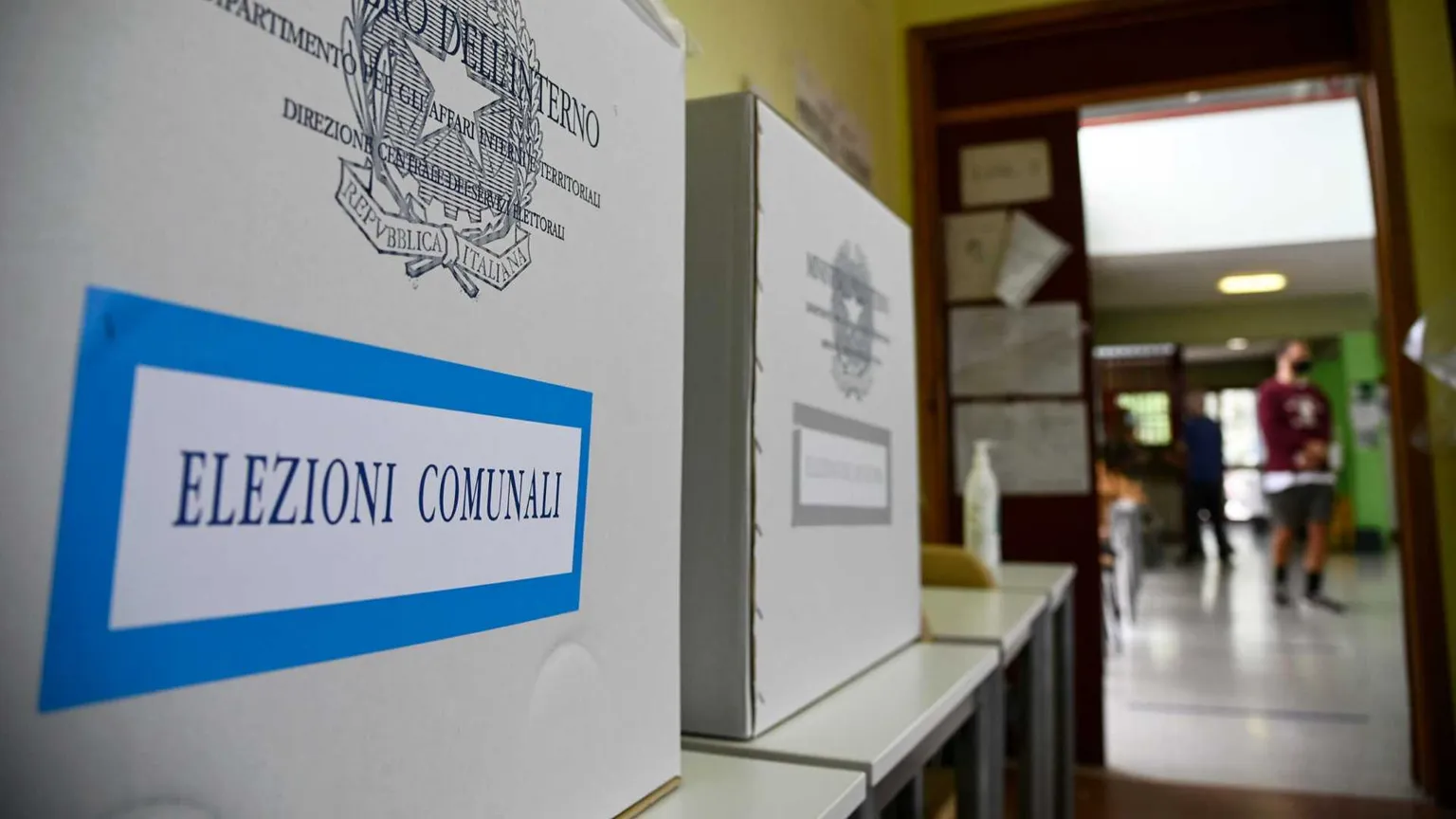 Sindaci, ballottaggi e autonomia: due fronti aperti