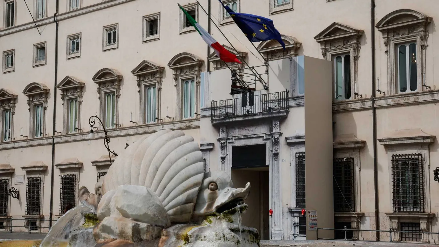 La lunga estate calda della riforma elettorale. Ecco i nodi della nuova legge
