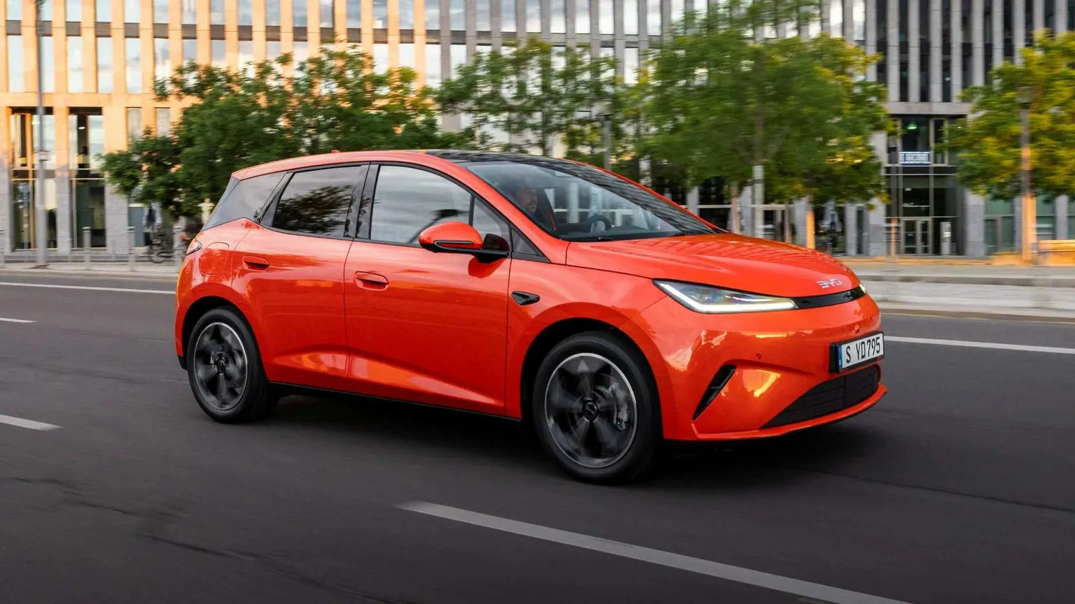 BYD sorprende ancora con la Plug-in più piccola ed economica del mercato