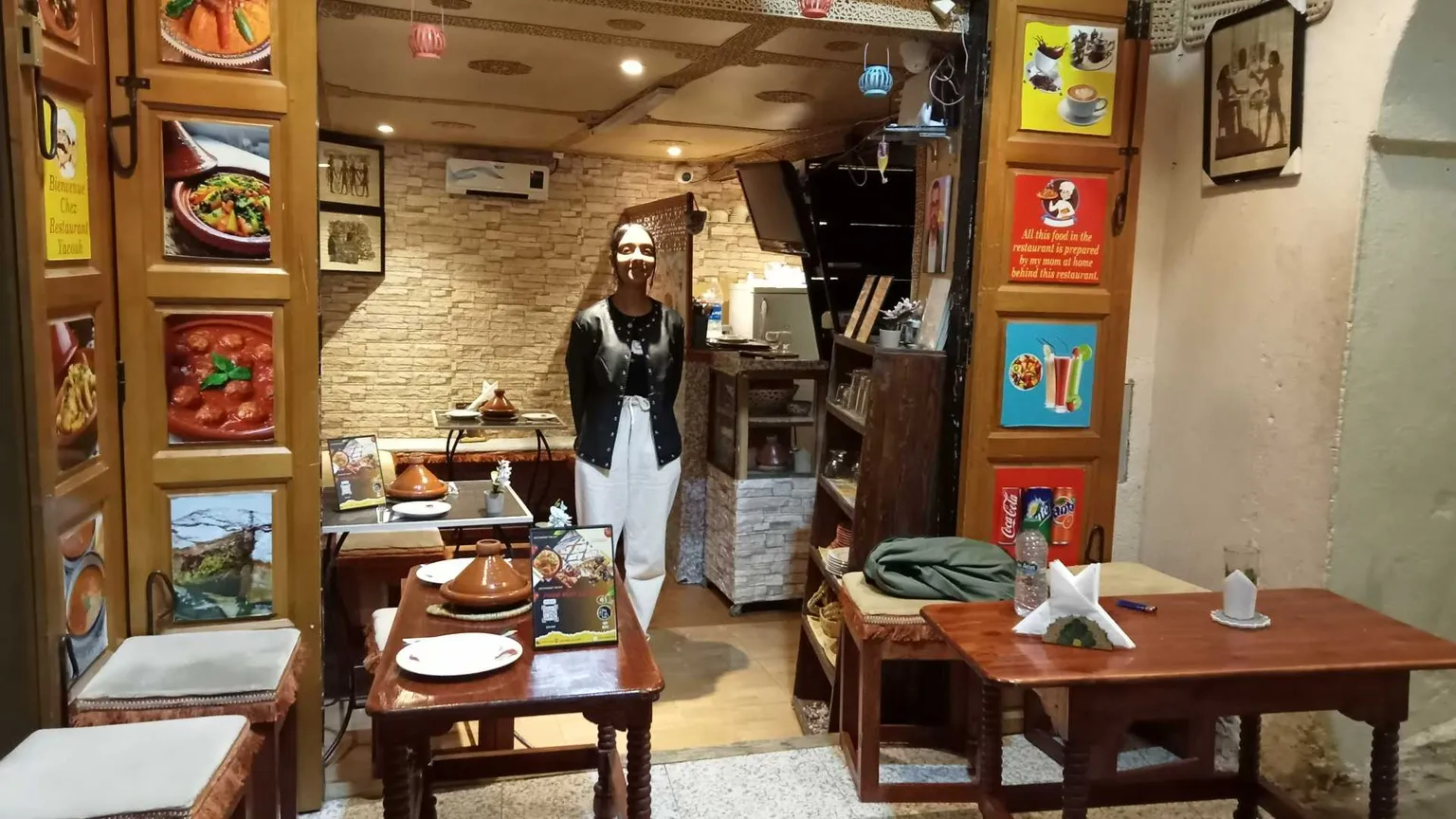 In viaggio con Amina, dal Marocco all’Italia per ritrovare la sua luce