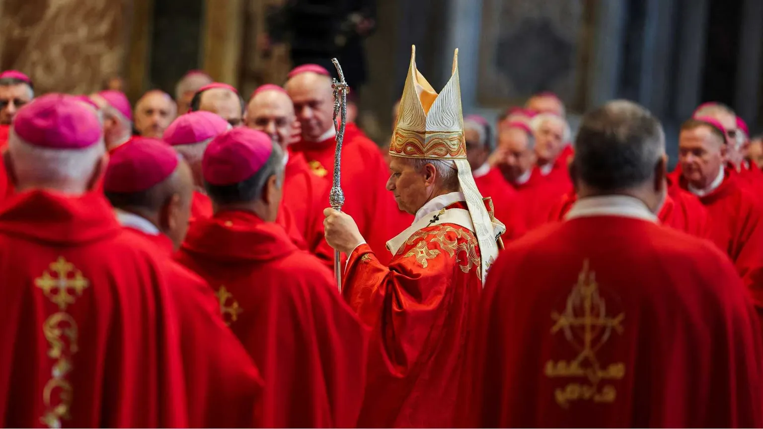 Il monito del Papa: la Chiesa non si costruisce irrigidendosi sulle proprie posizioni