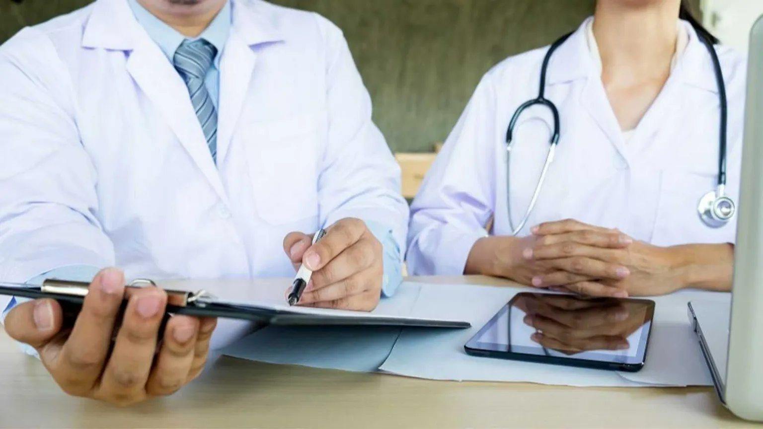 Suicidio assistito, migliaia di firme all’appello dei medici contro una legge