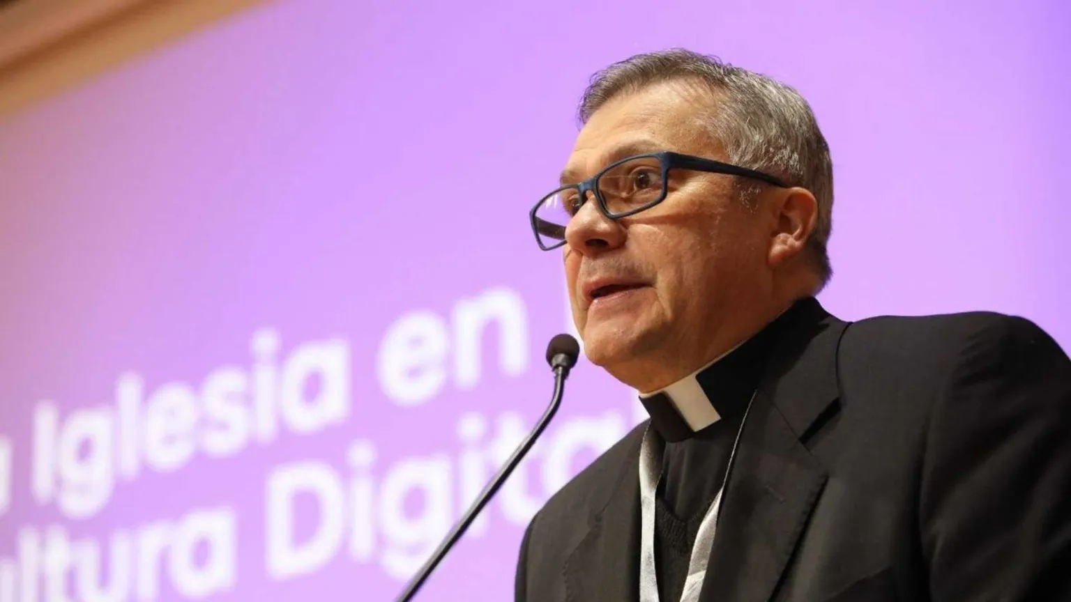 Leone XIV e l’IA: il discernimento corregge gli algoritmi