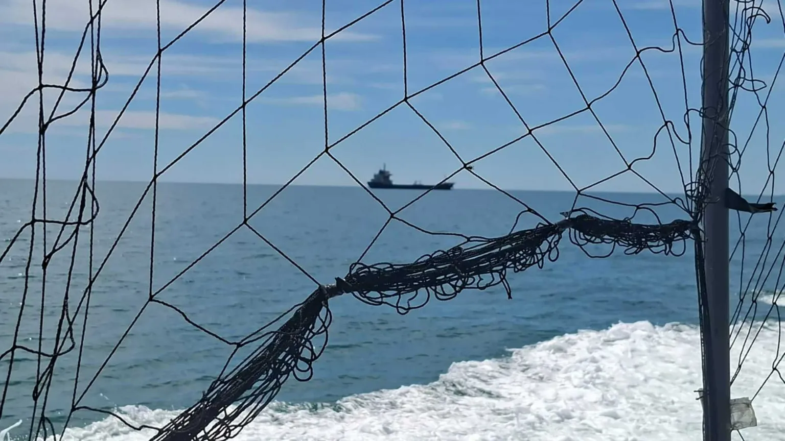I droni russi in volo sopra il Mar Nero non fermano il viaggio del grano ucraino