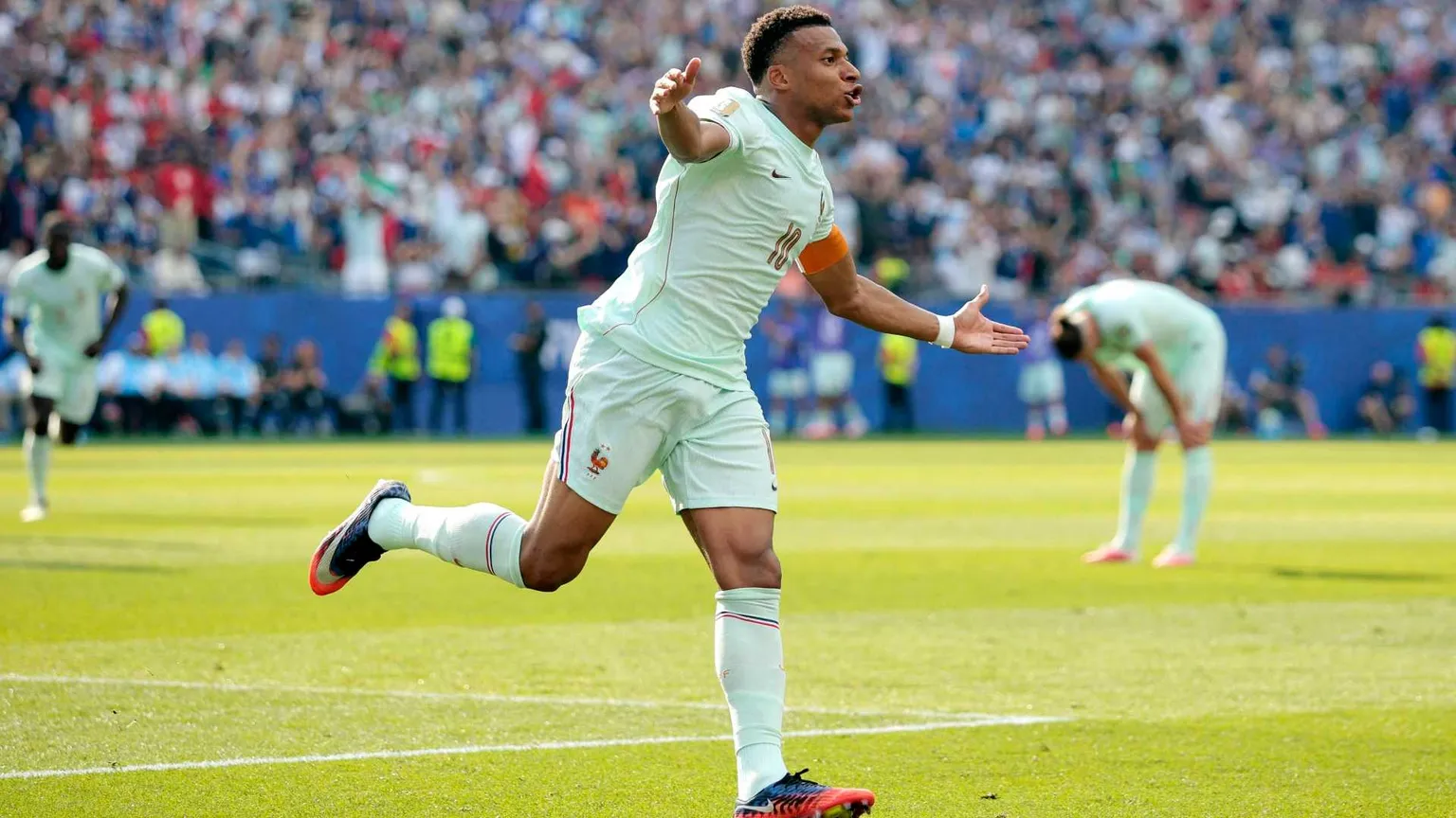 Calcio, il destino del Mondiale nei piedi di pochi eletti