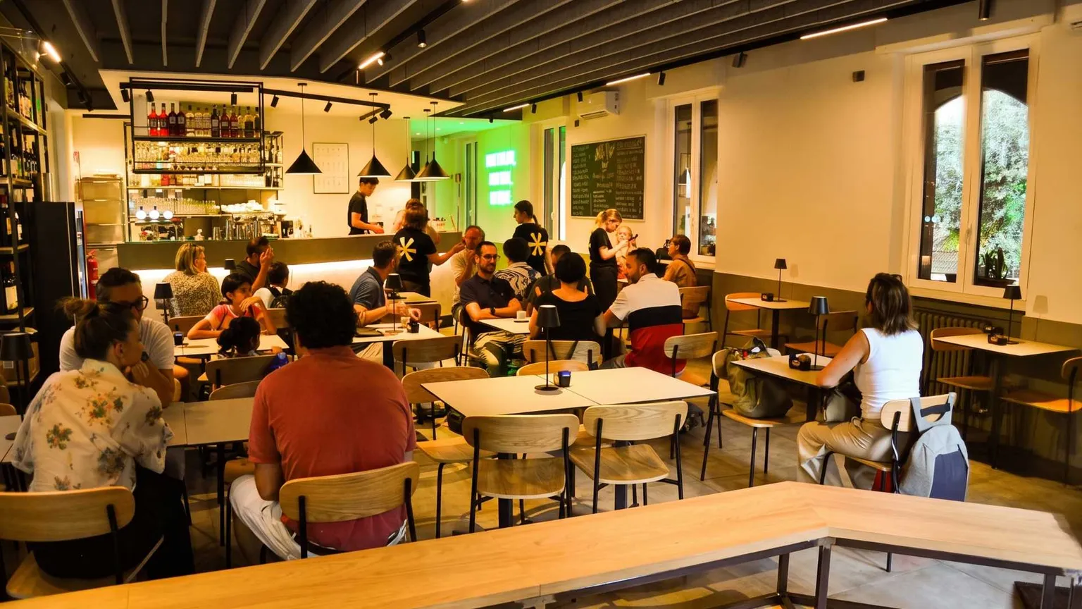 Bip, il bar della parrocchia dove al bancone ci sono le persone con disabilità