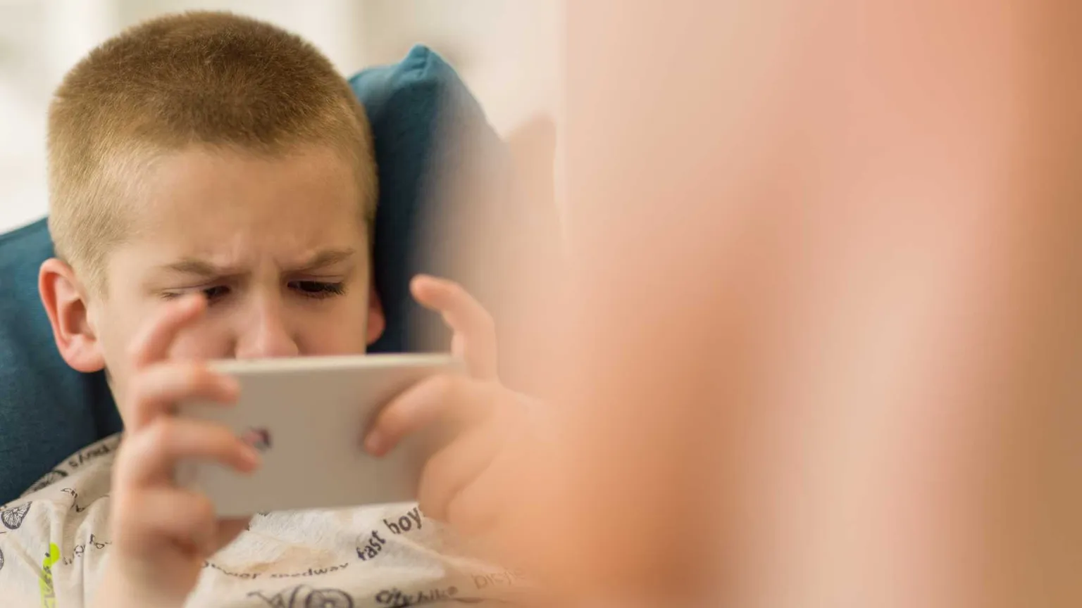 Ragazzi e social, servono esperienza richiami all’umano e responsabilità