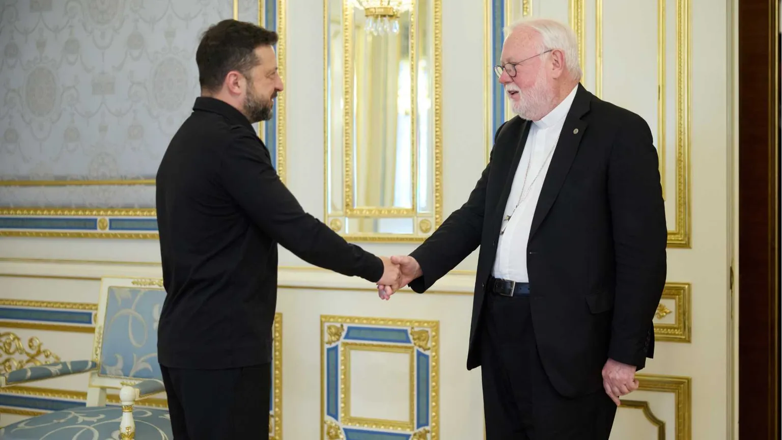 La missione «pastorale e diplomatica» di Gallagher in Ucraina. «Così il demonio ci attacca»
