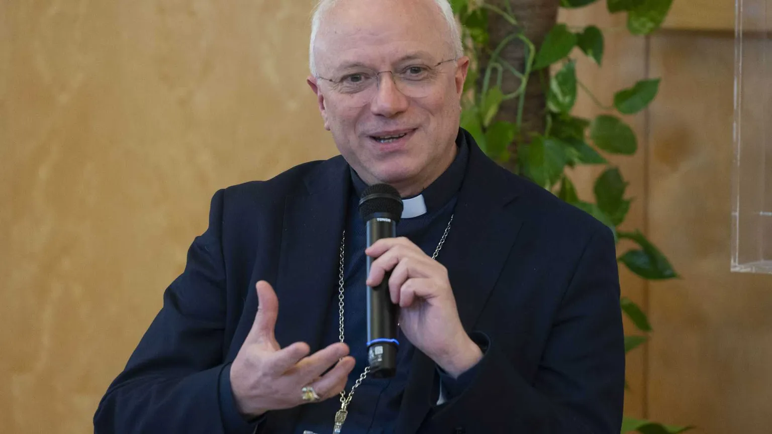 «Dal desiderio dei giovani nasce la pace»