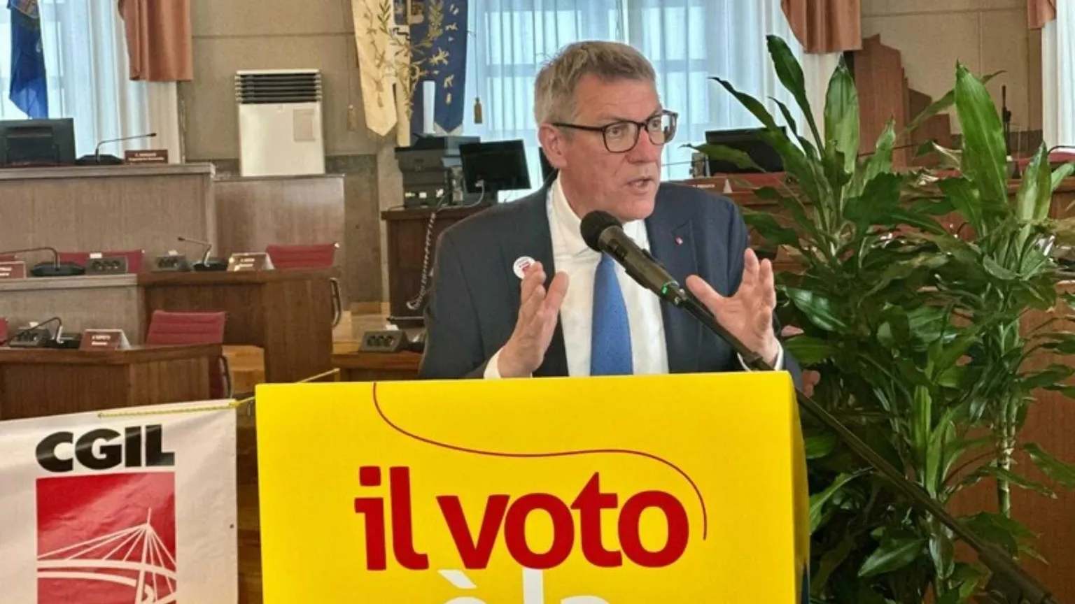 Landini e il sindacato alla sfida dell'IA: «Il futuro del lavoro non possono deciderlo gli algoritmi»