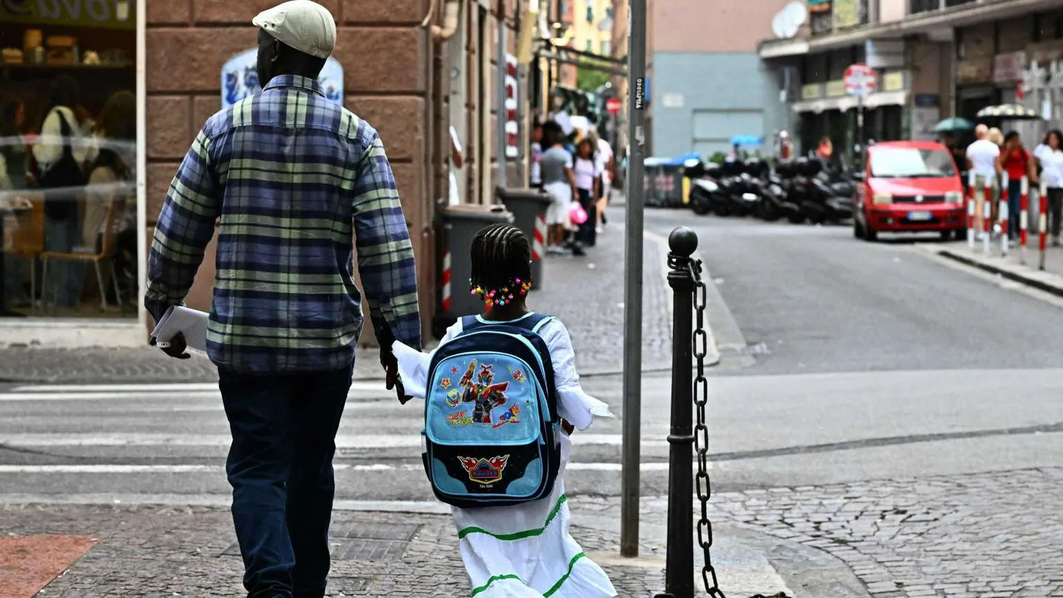 Meno clandestini, più immigrati regolari: i veri dati (a sorpresa) del governo Meloni