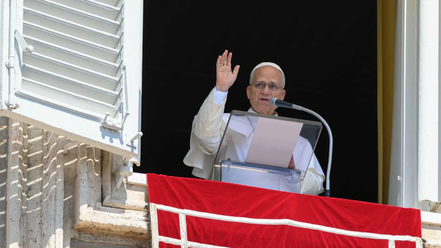 Papa Leone XIV all'Angelus in piazza San Pietro del 23 agosto 2026 / VATICAN MEDIA