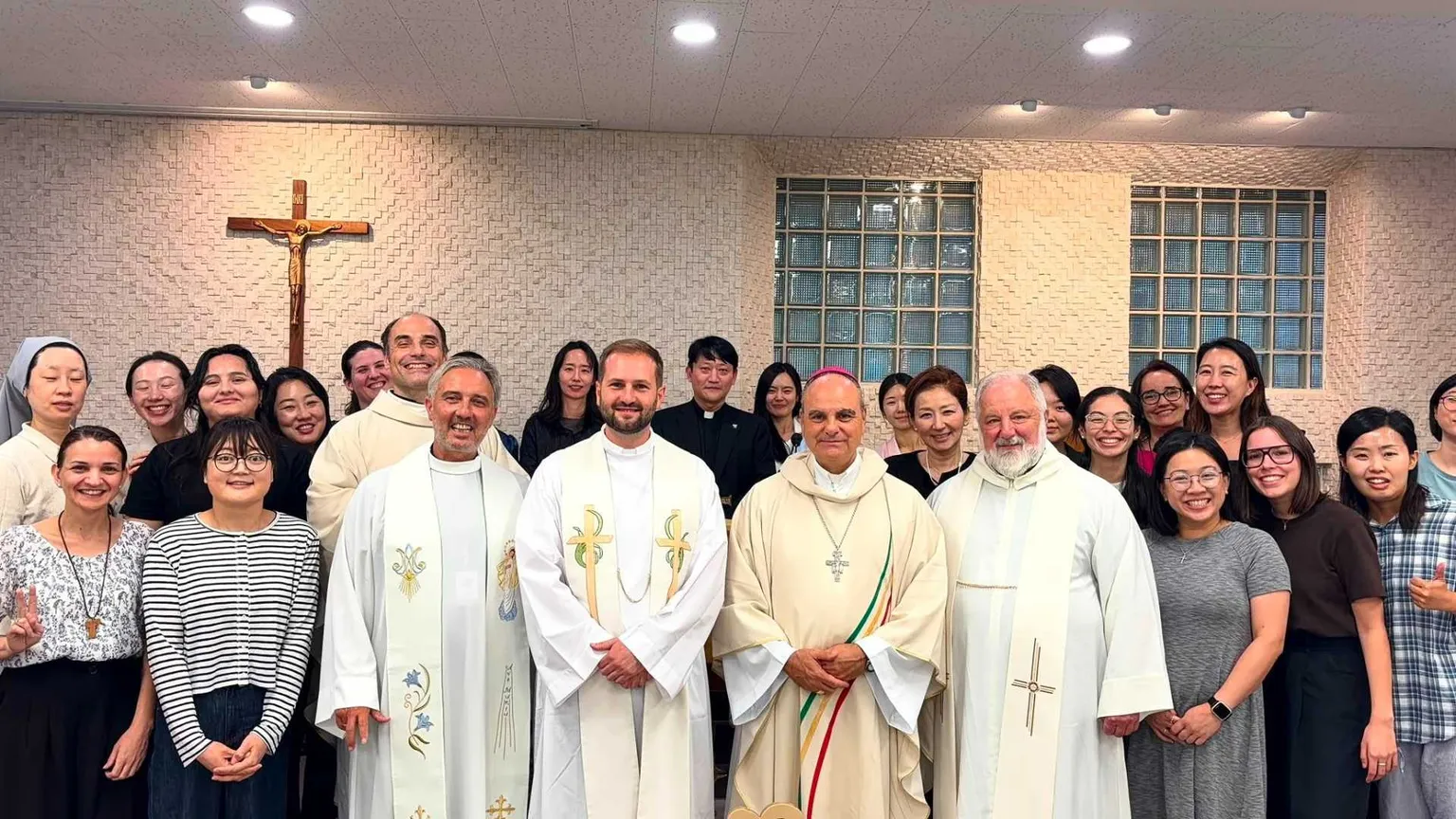 La delegazione della Regione ecclesiastica Abruzzo-Molise a Seul