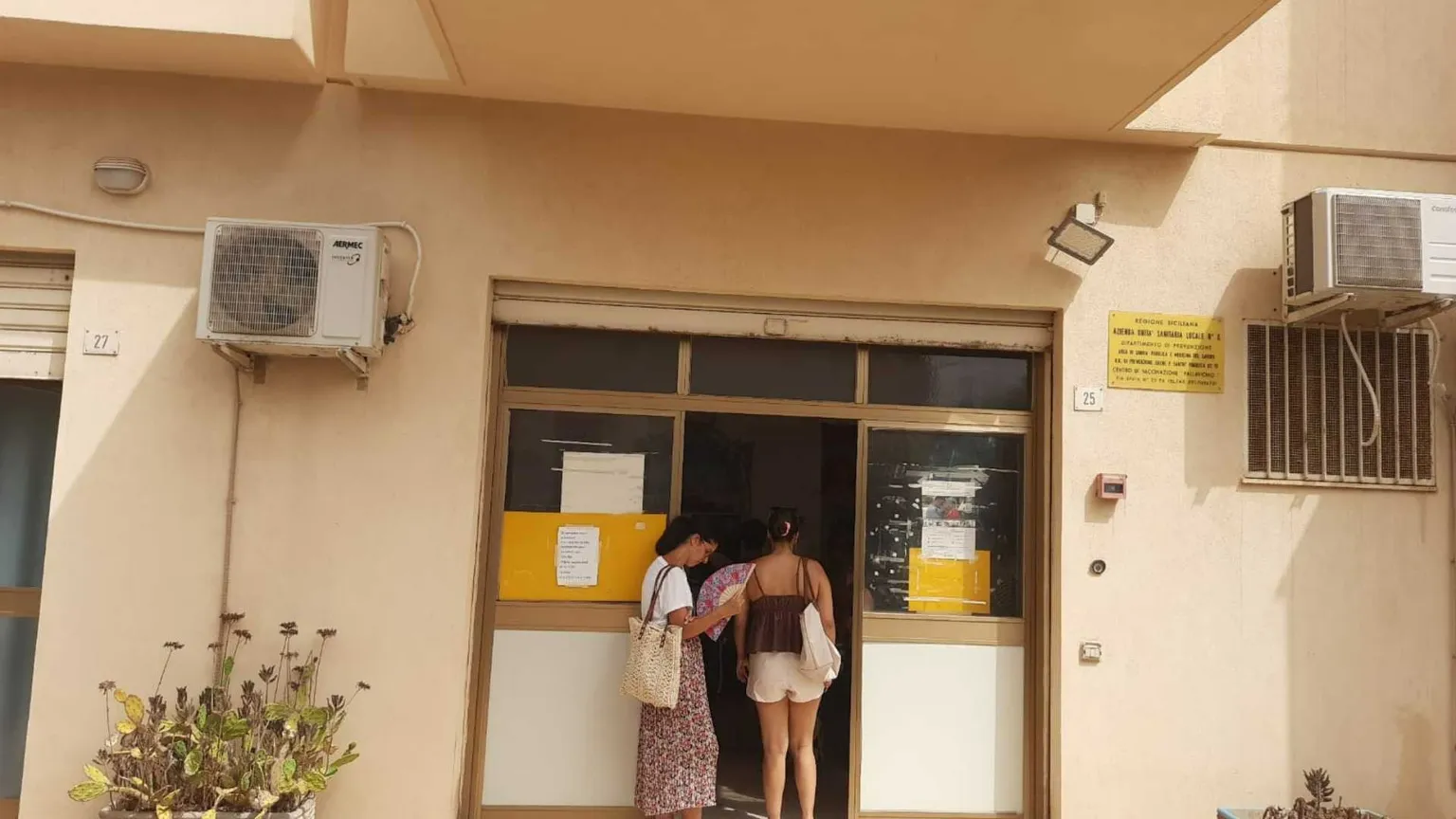 A Palermo la morte per difterite di Anna Rosa ha avuto un effetto: ora si fa la fila per il vaccino