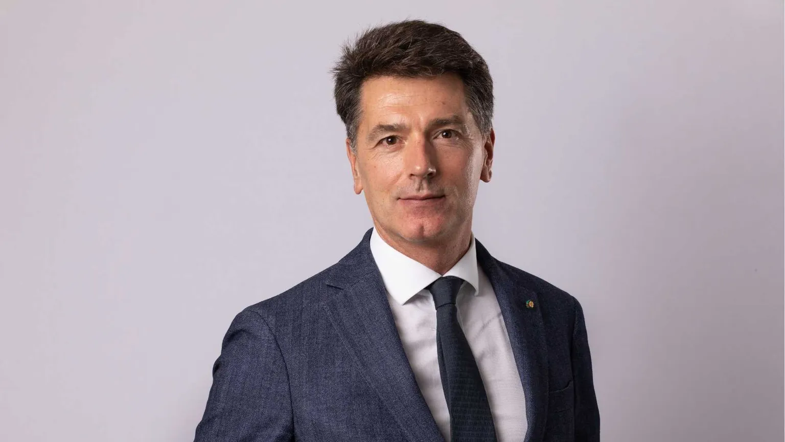 Serra, l'IA e le Borse: la ricchezza crei sviluppo