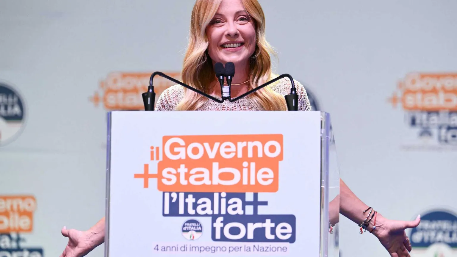 «Non mi arrendo»: cosa ha detto Giorgia Meloni a Bari (pensando al bis)