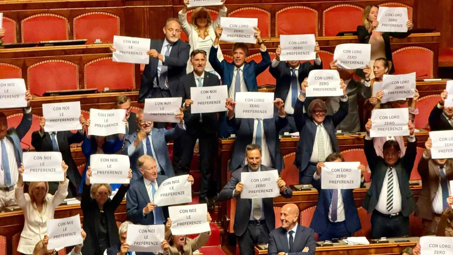 Legge elettorale, Meloni non azzarda.
Respinta la norma sblocca-preferenze