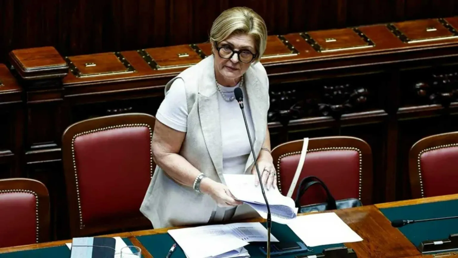 Generazioni a confronto: i professionisti invecchiano e i giovani pagano il conto