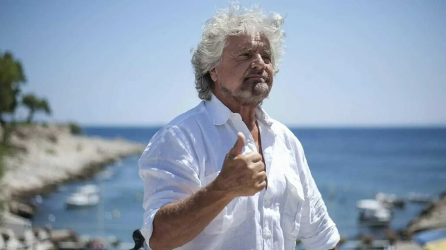 Grillo è davvero pronto a tornare in politica? Due indizi non fanno una prova (per ora)