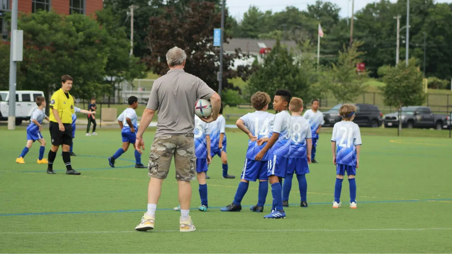 Piccoli calciatori in campo